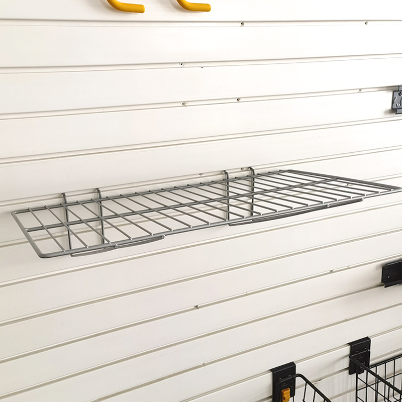 Wall-mounted storage rack with no holes in the metal slatted wall