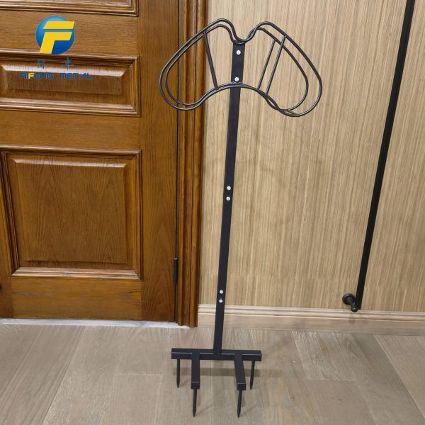 Water Pipe storage rack for the Courtyard