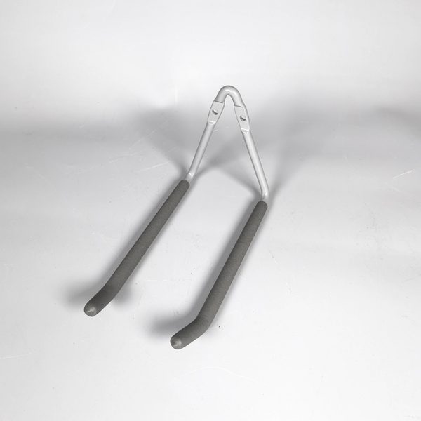 Heavy duty double headed V-shaped iron pipe hook for garage