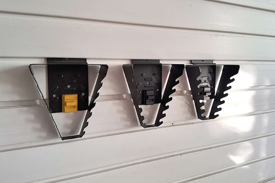 Slat wall wrench holder with lock buckle, wall mounted wrench holder