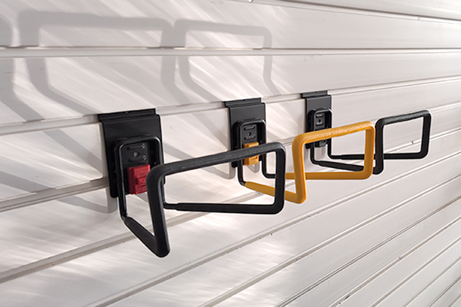 Large water pipe hook with lock buckle, for storing garden water pipe tools